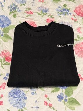 Champion Black Crewneck Sweatshirt